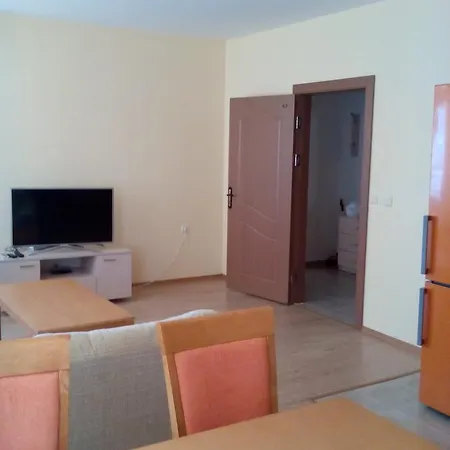 Aparthotel Elena *
