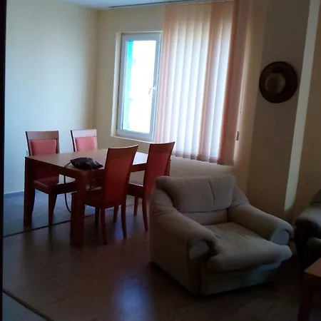 Aparthotel Elena Sunny Beach